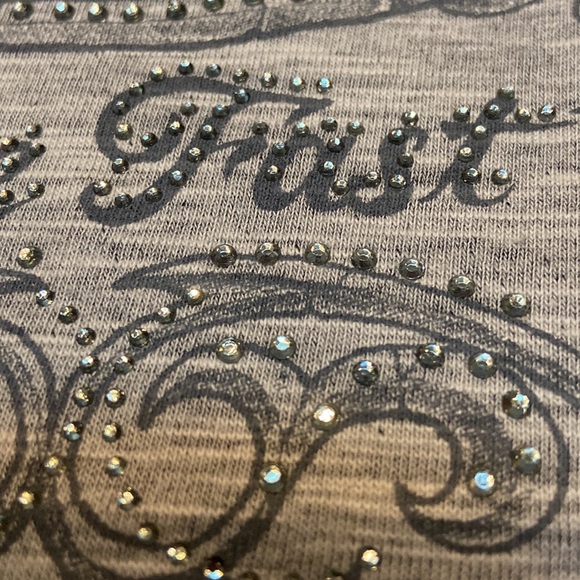 NWT AFFLICTION Size L Gray Short Sleeve Shirt Cut Out Neckline MSRP $54 - Picture 7 of 15